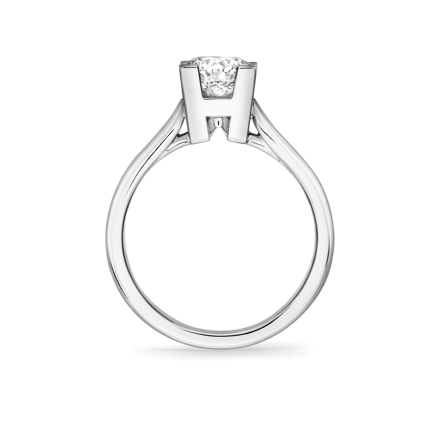 Side view of the HW Logo Round Brilliant Diamond Engagement Ring
